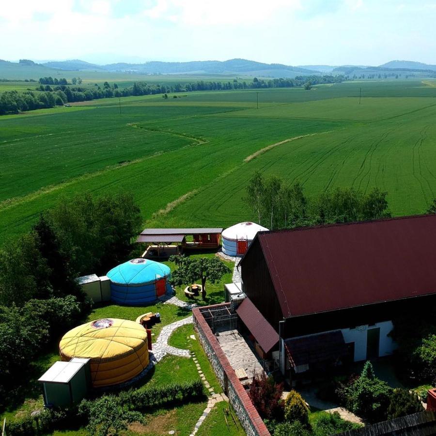 Caloroczne Jurty Mongolskie - "Domy Slonca" Kłodzko Buitenkant foto
